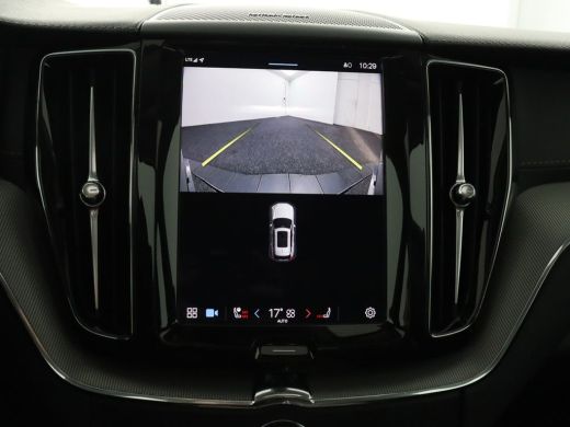 Volvo  XC60 2.0 T6 Plug-in hybrid AWD Ultimate Dark | Head-Up Display | Stoel & stuurwielverwarming | Achterb... ActivLease financial lease