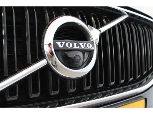 Volvo  XC60 B5 250PK Momentum Exclusive | 19'' | Panoramadak | Head-up | H&K Audio | Stoel verw. | Achteruitr... ActivLease financial lease