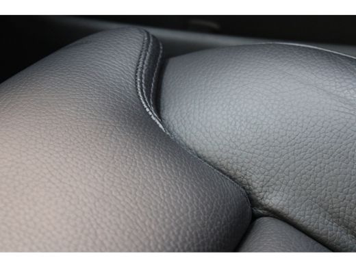 Volvo  XC60 B5 250PK Momentum Exclusive | 19'' | Panoramadak | Head-up | H&K Audio | Stoel verw. | Achteruitr... ActivLease financial lease