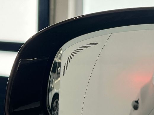 Volvo  XC60 Recharge T6 AWD Inscription Massagestoelen | Luchtvering | Trekhaak | Achteruitrijcamera | Cruise... ActivLease financial lease