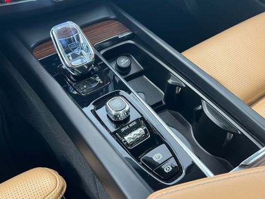 Volvo  XC60 Recharge T6 AWD Inscription Massagestoelen | Luchtvering | Trekhaak | Achteruitrijcamera | Cruise... ActivLease financial lease