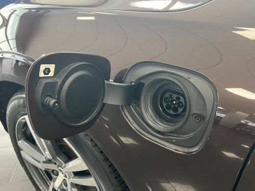 Volvo  XC60 Recharge T6 AWD Inscription Massagestoelen | Luchtvering | Trekhaak | Achteruitrijcamera | Cruise... ActivLease financial lease