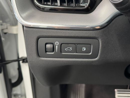 Volvo  XC60 Recharge T6 AWD R-Design | Achteruitrijcamera | Apple Carplay/Android Auto | Cruise control adapt... ActivLease financial lease