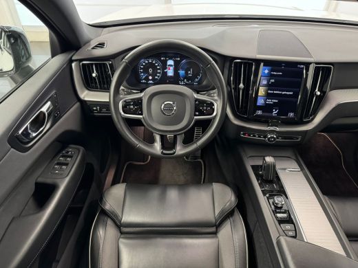 Volvo  XC60 Recharge T6 AWD R-Design | Achteruitrijcamera | Apple Carplay/Android Auto | Cruise control adapt... ActivLease financial lease