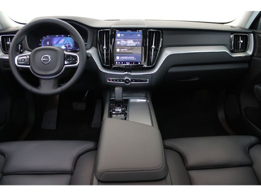 Volvo  XC60 T6 350PK Ultimate Dark | 360° | Trekhaak | Stoel&Stuur Verw. | Adap Cruise | 20'' | Panoramadak ActivLease financial lease