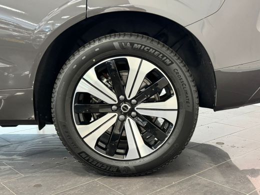 Volvo  XC60 T6 Plug-in hybrid AWD Plus Dark Trekhaak | Cruise control adaptief | Camera | Pano dak | Sportsto... ActivLease financial lease