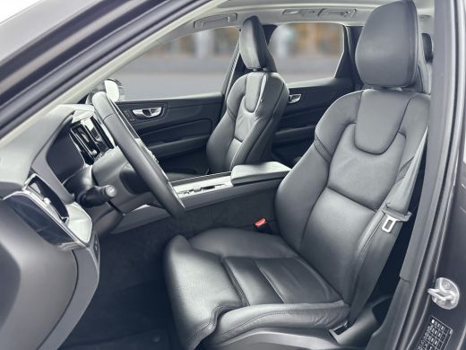 Volvo  XC60 T6 Recharge Core Extended Range | 18" Allseason | Leder | Elektrisch verstelbare stoelen | Panora... ActivLease financial lease