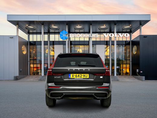 Volvo  XC60 T6 Recharge Plus Dark | Panoramadak | 360 Camera | Elektrisch verst. stoelen | Adaptieve cruise |... ActivLease financial lease