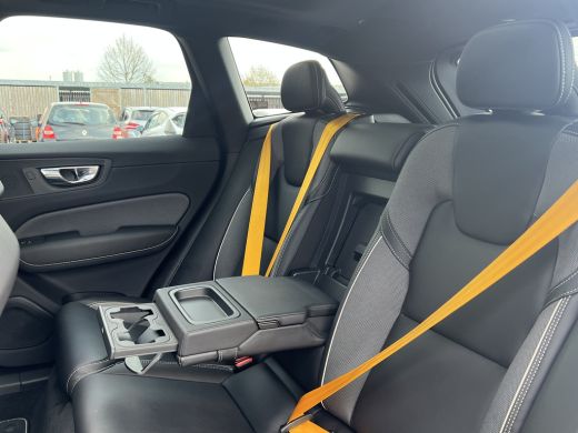 Volvo  XC60 T8 Twin Engine AWD Polestar Engineered | Panoramadak | Head-up Display | Stoel & Stuurwiel verwar... ActivLease financial lease