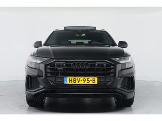 Audi Q8 60 TFSI e quattro Pro Line S Competition | Valcona | Panoramadak | Carbon | HUD | Trekhaak | Pano...