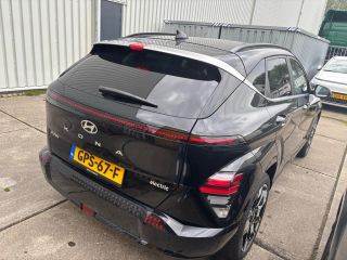 Hyundai Kona Comfort Smart 65.4 kWh | Cruise control adaptief met Stop&Go en stuurhulp | Dodehoekdetectie met ...