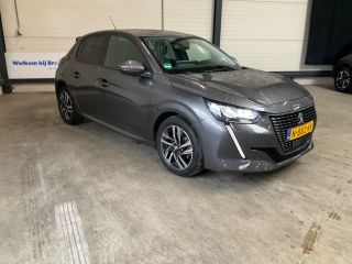Peugeot 208 1.2 PureTech Allure Pack Airco | Camera | Cruise Control | DAB | LED | LMV 16" | Navi | PDC Achter |