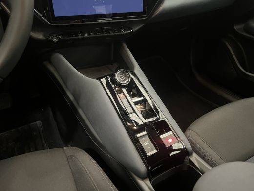 Alfa Romeo Junior 1.2 Turbo Hybrid Ibrida Speciale 17" Lichtmetaal | Adaptieve Cruise | Leder/Stof | Digitaal Dashb... ActivLease financial lease