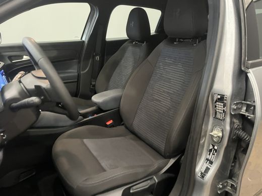 Alfa Romeo Junior 1.2 Turbo Hybrid Ibrida Speciale 17" Lichtmetaal | Adaptieve Cruise | Leder/Stof | Digitaal Dashb... ActivLease financial lease