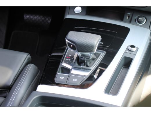 Audi Q5 55 TFSIe S edition Competition | FULL OPTION! | DEALER OH! | LUCHTVERING | PANODAK STOELVERWARMIN... ActivLease financial lease