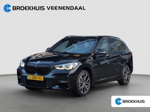 BMW X1 xDrive25e High Executive M-Sport | Pano | Leder | Trekhaak | Stoelverwarming BMW X1 xDrive25e High Executive M-Sport | Pano | Leder | Trekhaak | Stoelverwarming