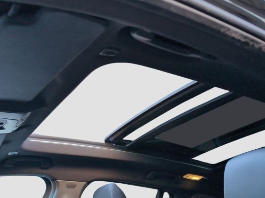 BMW X1 xDrive25e High Executive M-Sport | Pano | Leder | Trekhaak | Stoelverwarming ActivLease financial lease