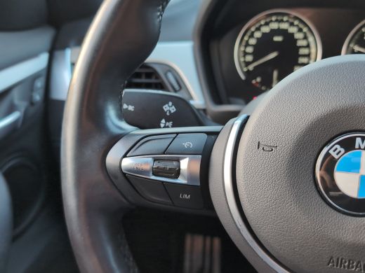 BMW X1 xDrive25e High Executive M-Sport | Pano | Leder | Trekhaak | Stoelverwarming ActivLease financial lease