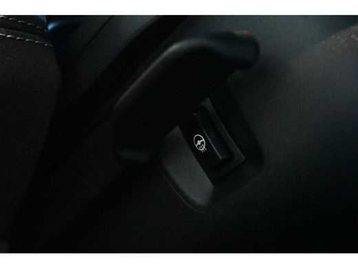 BMW X2 xDrive25e 220pk M-Sport X Pano ACC 19inch HiFi Adp-LED ActivLease financial lease