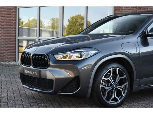 BMW X2 xDrive25e 220pk M-Sport X Pano ACC 19inch HiFi Adp-LED ActivLease financial lease