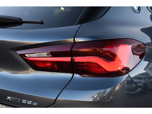 BMW X2 xDrive25e 220pk M-Sport X Pano ACC 19inch HiFi Adp-LED ActivLease financial lease