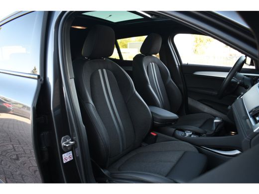 BMW X2 xDrive25e 220pk M-Sport X Pano ACC 19inch HiFi Adp-LED ActivLease financial lease