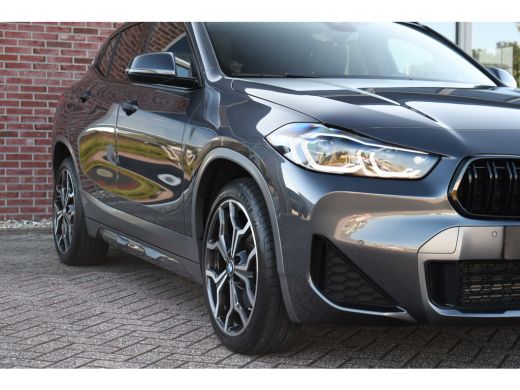 BMW X2 xDrive25e 220pk M-Sport X Pano ACC 19inch HiFi Adp-LED ActivLease financial lease