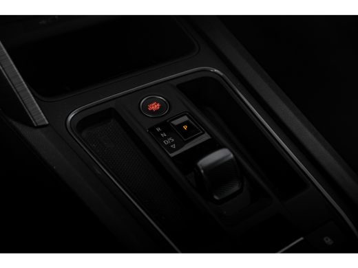 CUPRA Leon 1.4 TSI e-Hybrid 204pk Essential Limited | Achteruitrijcamera | Keyless | Adaptive Cruise 18" | A... ActivLease financial lease