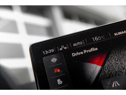 CUPRA Leon 1.4 TSI e-Hybrid 204pk Essential Limited | Achteruitrijcamera | Keyless | Adaptive Cruise 18" | A... ActivLease financial lease