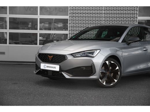 CUPRA Leon 1.4 TSI e-Hybrid 204pk Essential Limited | Achteruitrijcamera | Keyless | Adaptive Cruise 18" | A... ActivLease financial lease