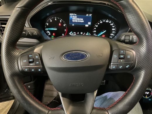 Ford Focus 1.0EB Hybrid ST Line | NL-AUTO! | 1E EIGENAAR! | CAMERA | CRUISE | PARK SENS V+A | LANE ASSIST | ... ActivLease financial lease