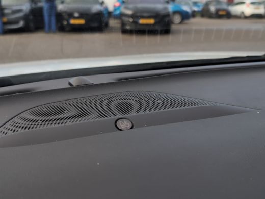 Ford Focus Wagon 1.0 Hybrid ST Line X | Pano | Adap. Cruise | Navigatie | 18 inch ActivLease financial lease