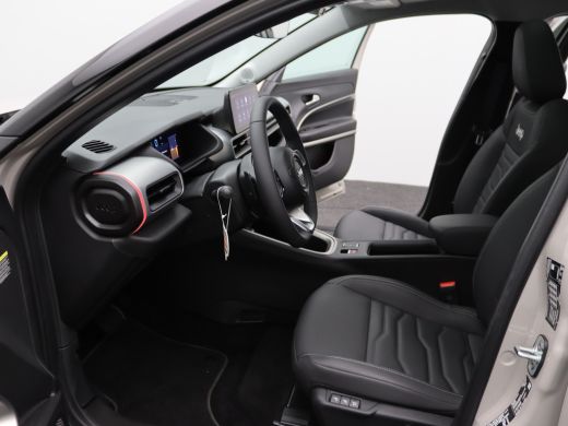 Jeep Avenger 1.2 e-Hybrid Summit | Achteruitrijcamera | Afdaal assistent | Apple Carplay/Android Auto|telefoon... ActivLease financial lease