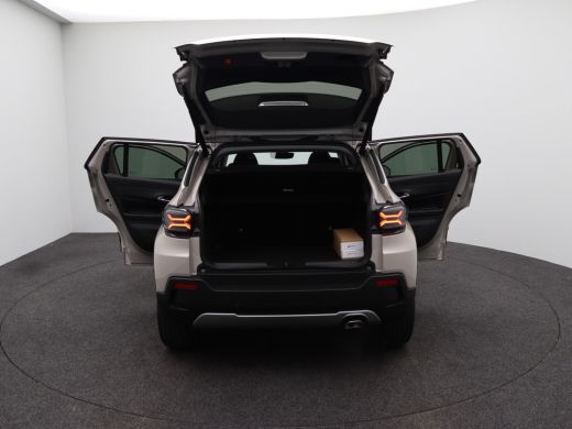 Jeep Avenger 1.2 e-Hybrid Summit | Achteruitrijcamera | Afdaal assistent | Apple Carplay/Android Auto|telefoon... ActivLease financial lease