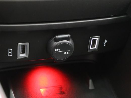 Jeep Avenger 1.2 e-Hybrid Summit | Achteruitrijcamera | Afdaal assistent | Apple Carplay/Android Auto|telefoon... ActivLease financial lease