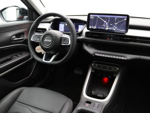 Jeep Avenger 1.2 e-Hybrid Summit | Achteruitrijcamera | Afdaal assistent | Apple Carplay/Android Auto|telefoon... ActivLease financial lease