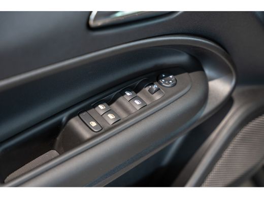 Jeep Avenger 1.2 Turbo 109PK Automaat e-Hybrid Summit | Elektrisch Panorama Dak | Stoelmassage & Verwarming | ... ActivLease financial lease