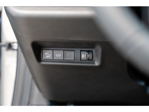 Jeep Avenger 1.2 Turbo 109PK Automaat e-Hybrid Summit | Elektrisch Panorama Dak | Stoelmassage & Verwarming | ... ActivLease financial lease