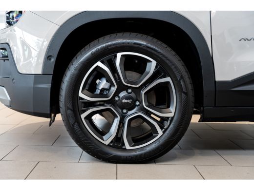 Jeep Avenger 1.2 Turbo 109PK Automaat e-Hybrid Summit | Elektrisch Panorama Dak | Stoelmassage & Verwarming | ... ActivLease financial lease