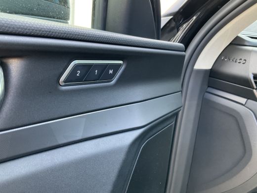 Lynk & Co 01 1.5 PHEV 262PK Adapt.Cruise 360° Cam Carplay Plug-in Stoelverw Vol opties! ActivLease financial lease