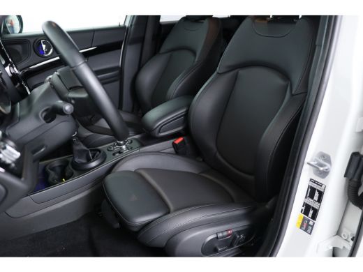 Mini Countryman 2.0 Cooper 220pk S E ALL4 Chili | Leder | Elektr Stoel + Mem | Led | HUD | Adaptive Cruise | Voor... ActivLease financial lease