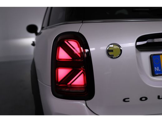Mini Countryman 2.0 Cooper 220pk S E ALL4 Chili | Leder | Elektr Stoel + Mem | Led | HUD | Adaptive Cruise | Voor... ActivLease financial lease