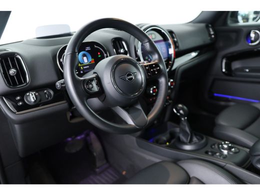 Mini Countryman 2.0 Cooper 220pk S E ALL4 Chili | Leder | Elektr Stoel + Mem | Led | HUD | Adaptive Cruise | Voor... ActivLease financial lease