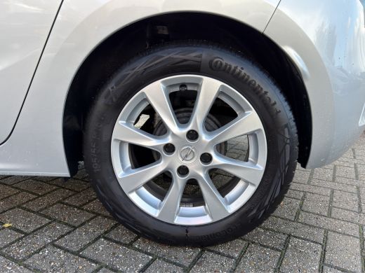 Opel Corsa 1.2 Edition Stoelverwarming | Parkeersensoren | Carplay/android auto | DAB | Cruise control | Air... ActivLease financial lease