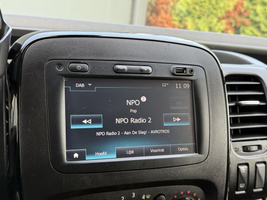 Opel Vivaro 1.6 CDTI 126 PK / L1H1 / 1e EIG. / AIRCO / CRUISE / CAMERA / TREKHAAK / ACHTERKLEP ActivLease financial lease