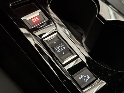 Peugeot 2008 1.2 PureTech 100 Allure Parkeersensoren Rondom | Carplay | Digitaal Dashboard | Cruise | Climate ... ActivLease financial lease