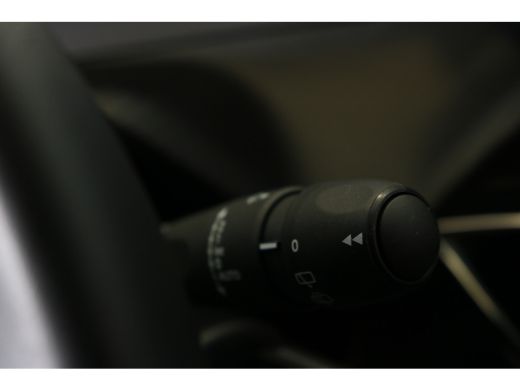 Peugeot 208 Hybrid 100 e-DCS6 Allure | Navi | Camera | Cruise control | PDC V+A | LED Koplampen | Climate con... ActivLease financial lease