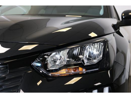 Peugeot 208 Hybrid 100 e-DCS6 Allure | Navi | Camera | Cruise control | PDC V+A | LED Koplampen | Climate con... ActivLease financial lease