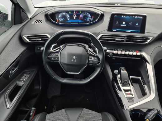 Peugeot 3008 1.2 PureTech Blue Lease Premium Avantage Automaat | Keyless | Camera | Full map navigatie | Carpl... ActivLease financial lease