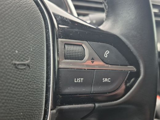 Peugeot 3008 1.2 PureTech Blue Lease Premium Avantage Automaat | Keyless | Camera | Full map navigatie | Carpl... ActivLease financial lease